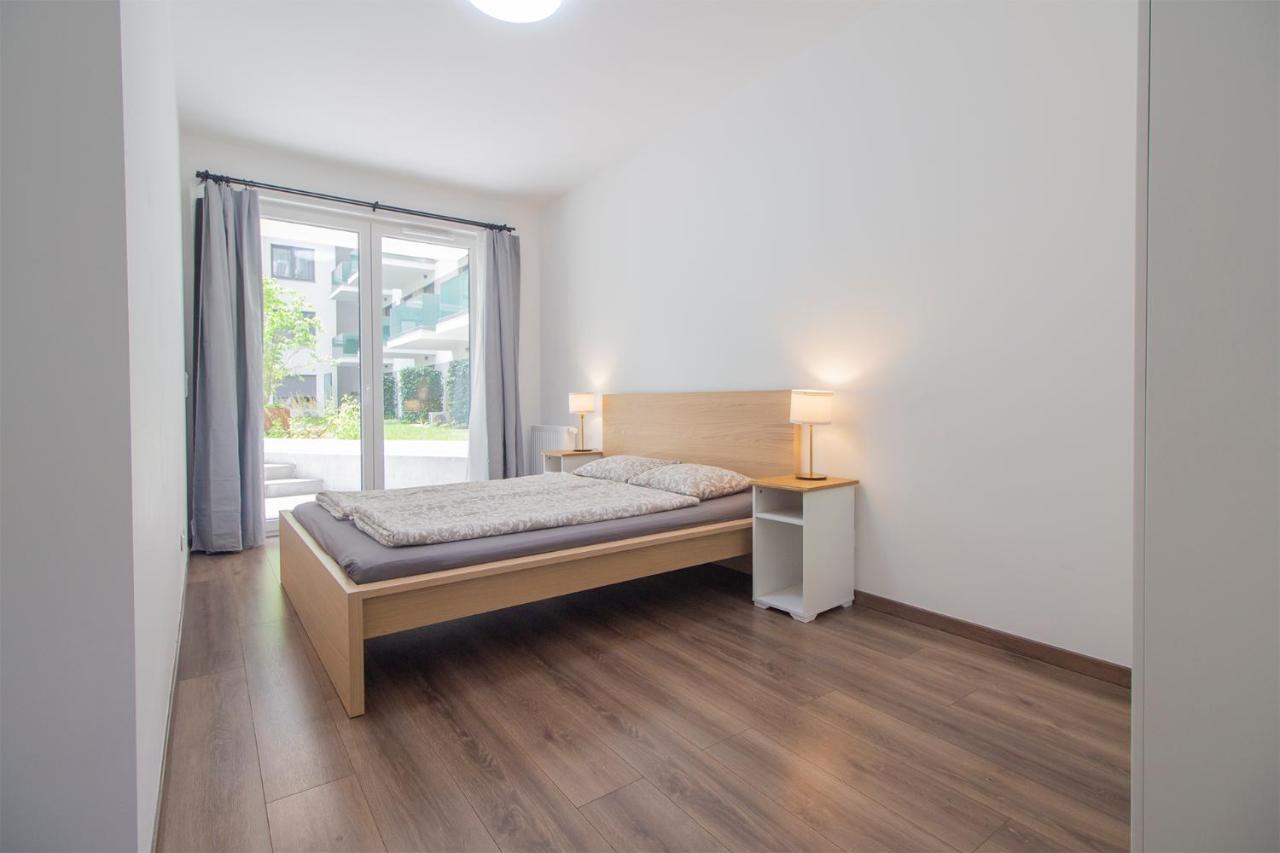 Corvin Modern Two Bedroom Apartment Free Parking Budapest Luaran gambar