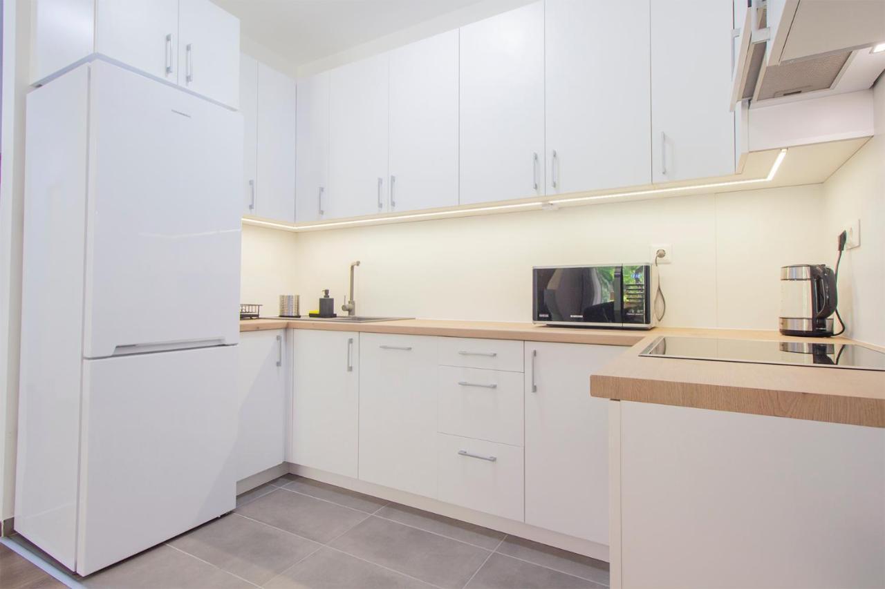 Corvin Modern Two Bedroom Apartment Free Parking Budapest Luaran gambar